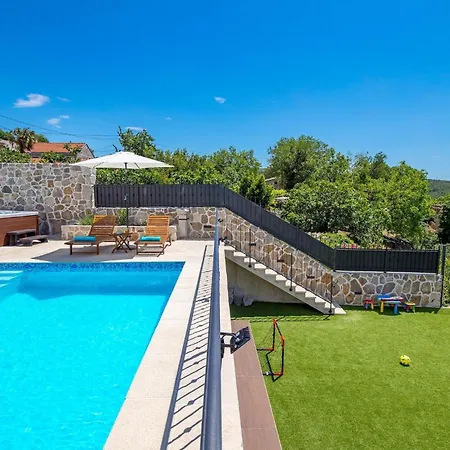 Case de vacanță Mavric Grižane